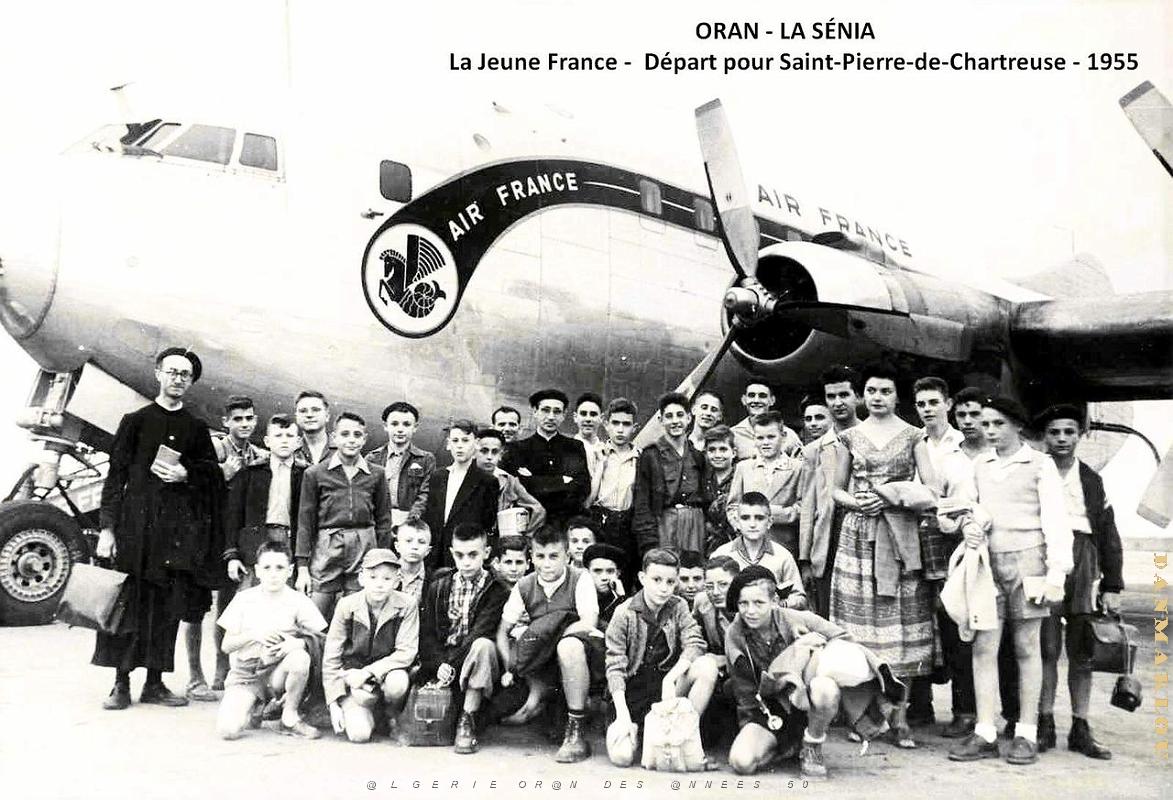 Oran - La Senia - Jeune France - Depart pour Saint-Pierre-de-Chartreuse - 1955.jpg